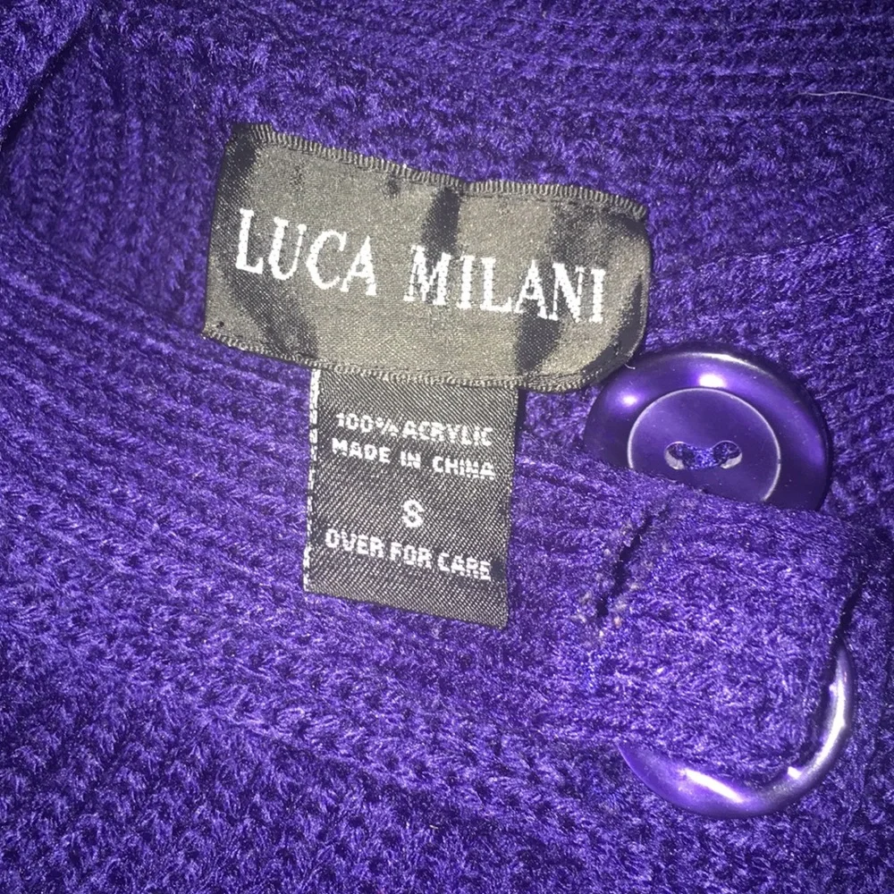 Purple‎ sweater with pockets